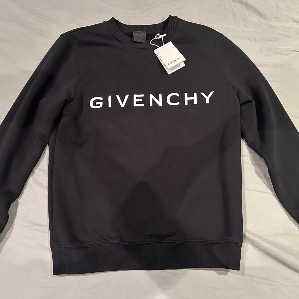 Givenchy Men's Black Sweater